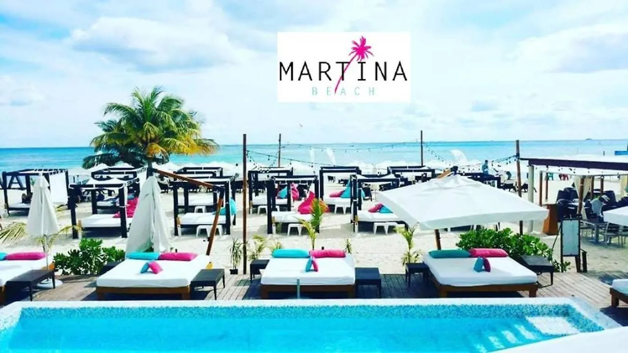 Breathtaking 2 Bedroom, Private Terrace Bbq Playa del Carmen